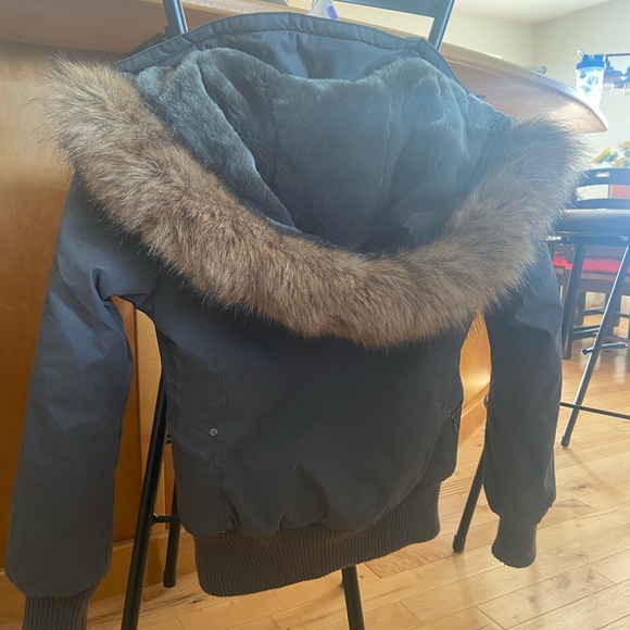 TNA winter jacket NEVER WORN - Picture 3 of 4